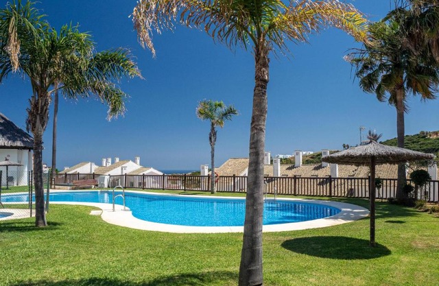 2289-Amazing 3 bedrooms on Alcaidesa Golf-sea view