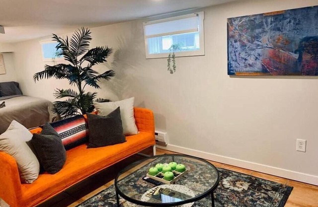 234 Charming North End Studio