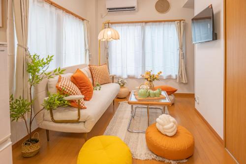 25 上野駅から3分 2-8人丨3 minutes from Ueno 2-8 people