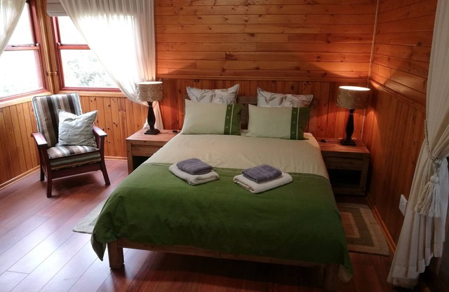 25 m² petite chambre bon marché avec petit déjeuner ou maison de vacances entière
