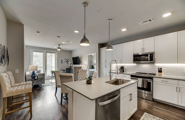 35% OFF MCK203 2BD W Lounge, Gym, Resort Pool - McKinney