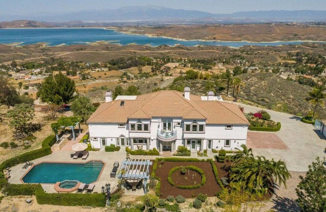 Perfect 4 Easter - W/Pool & Hot Tub, Great Views!