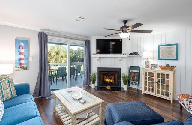 256 Driftwood:Beautiful 2nd Floor Villa;Golf Course Views;Beach Cabana Included: Dogs Welcome