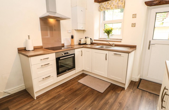 27 Bongate