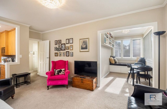 Spacious Mt Eden Apartment