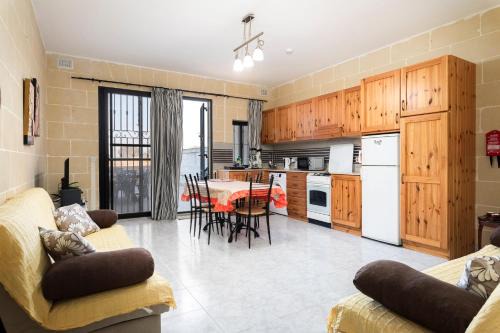 2BD Spacious Apartment with Front Terrace and Country Views - Gozo Island