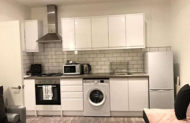 Appartement-Salle de bain et douche-Moderne-Terrasse-Sprinfield
