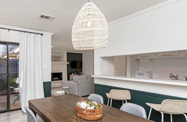A Contemporary Comfort Health District Hideaway!