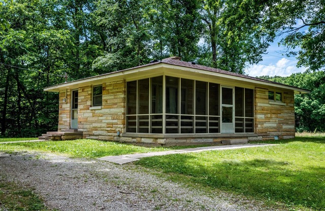 Meadow View Vacation Cottage