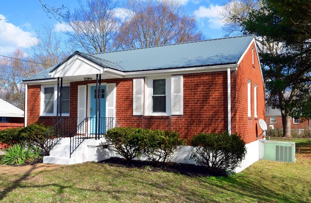 Cozy Cottage 8 miles du centre-ville de Nashville