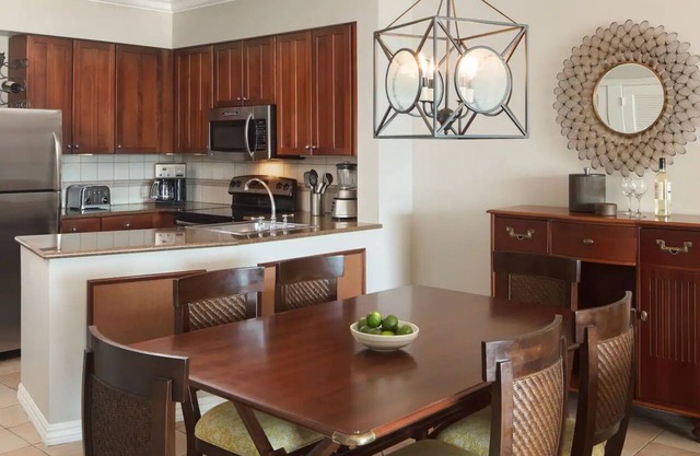 2BR/2BA Beachfront Resort Villa @ Windward Pointe along Atlantic Ocean