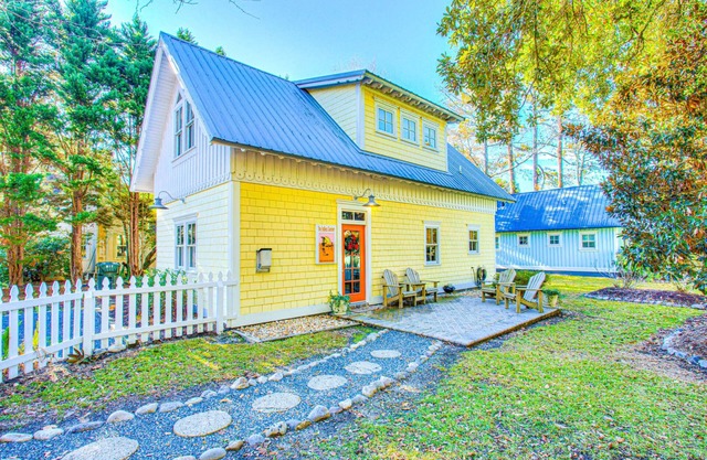 IC2 Endless Summer Cottage * Dog Friendly