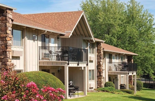 2br Condo w/ Beach, Golf, and Family Fun!