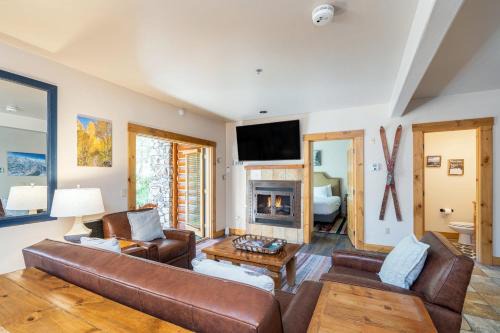 2BR Ski-In, Ski-Out Telluride Condo