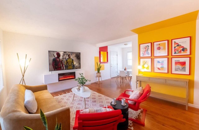 [2BR] The Sunburst Retreat