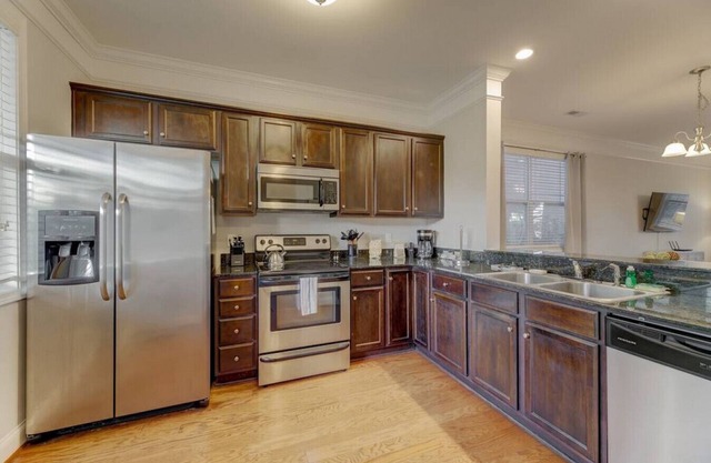 2BR Top Forest Townhome | Mins to Ft Jackson