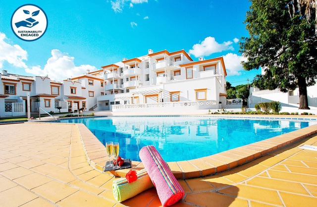 CHARMING APARTMENT,SEA VIEWS,WIFI,AC,WALKING DISTANCE TO THE BEACH
