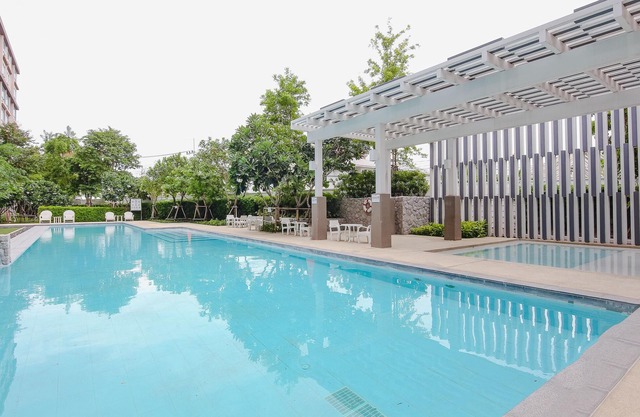 2Br2BR Brand New Beach apartmnt avec piscine et Gym Près de Restaurants et Transport