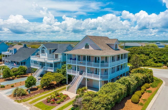 2nd-row ocean-view home with elevator, pool & tennis