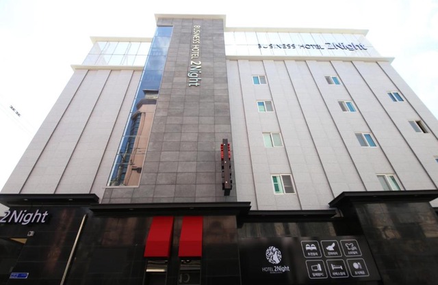 2Night Business Hotel