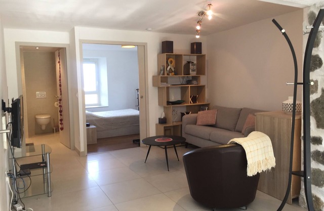 Appartement 3* - 40m2 dans maison avec véranda et terrasse