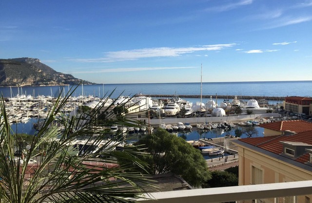 Appart 3* à Beaulieu-sur-mer avec vue mer, montagne et port de plaisance
