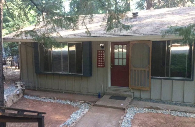 3 BDR Mountain Getaway with Bonus Room