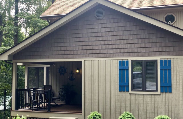 Escapade dans la maison du 3 Bdrm Lake - Trois minutes pour le lancement!