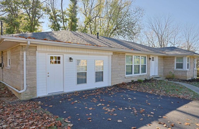 3 bed 2 bath with lovely outdoor space