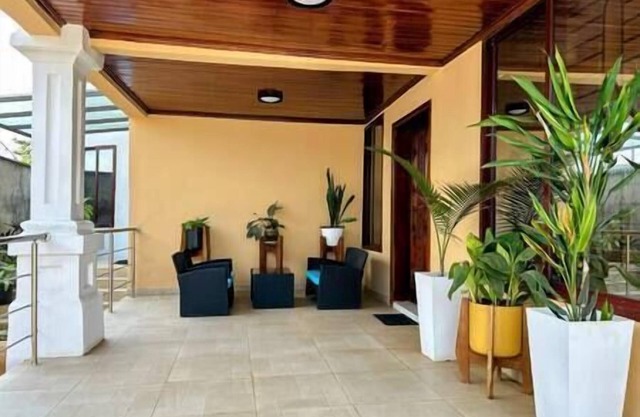 3 Bed/3.5 Bath (Tayla)