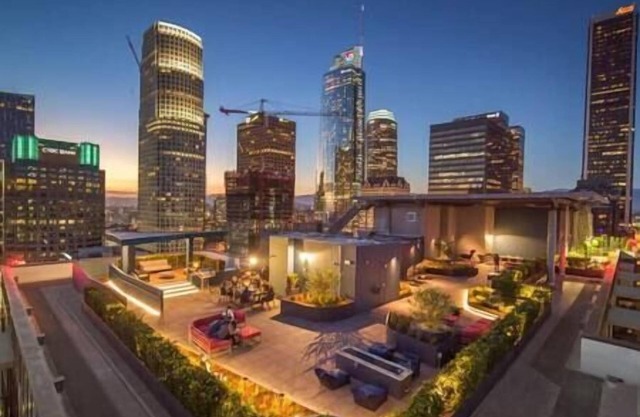 3 Bed 3 Bath Luxury Skyline DTLA Penthouse Top Floor