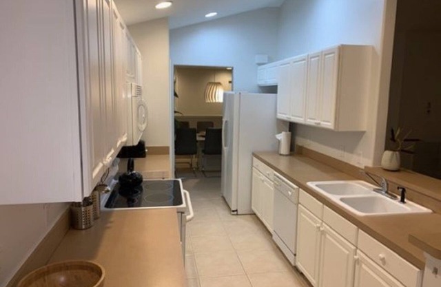 3 BED AND 2 BATHS gated golf community