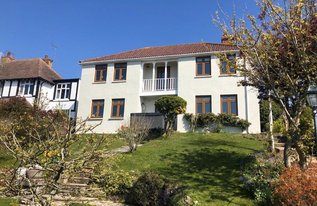 3 Bed Ground Floor Apartment - Hot Tub Optional Upgrade