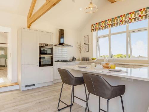 3 Bed in Porthtowan 88102