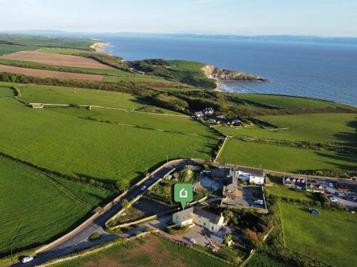 3 Bed in Southerndown 57715