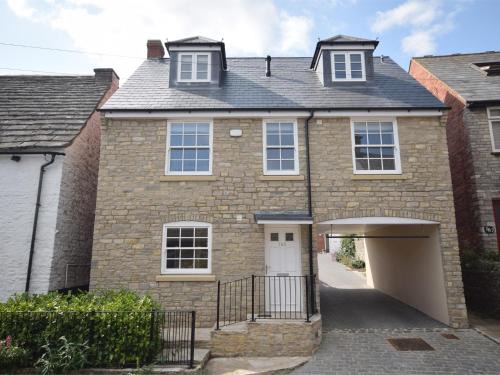 3 Bed in Swanage DC042
