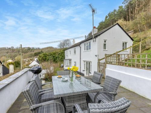 3 Bed in Weare Giffard 90864
