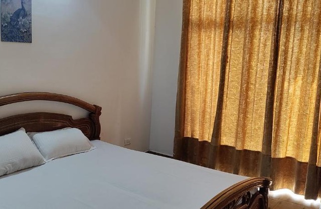 3 BED ROOM WITH KITCHEN