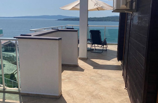 3 Bed Suite, Panoramic Sea Views