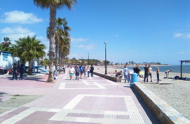 Villa de 3 chambres, situé au centre, à distance de marche des plages, des restaurants, 6 couchages