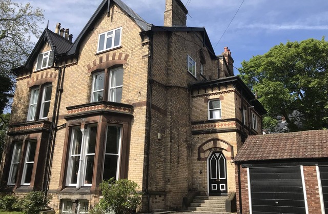 Immense appartement à proximité du centre-ville et de Lark Lane