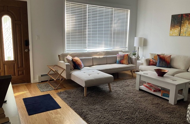 3-bedroom 2-bath house in quiet FLUSHING - WiFi, AC, fully furnished + 1 parking