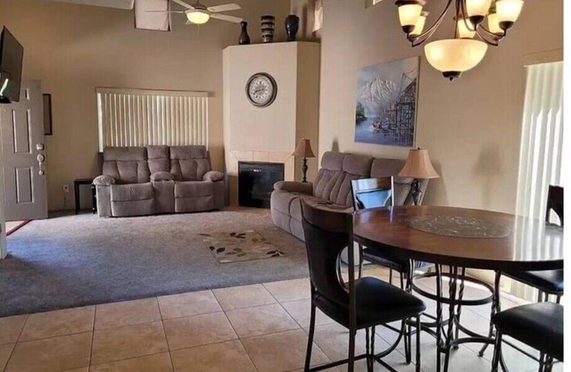 Snowbirds paradise! 3 Bedroom, 2 bath home. Gated community.