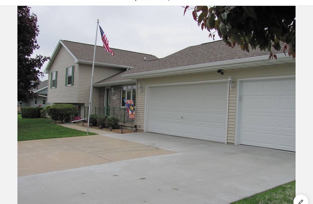 3 Bedroom, 2 Bathroom Home - EAA Rental Only