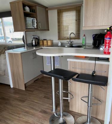 3 bedroom 2 bathroom prestige caravan PRESTHAVEN SANDS