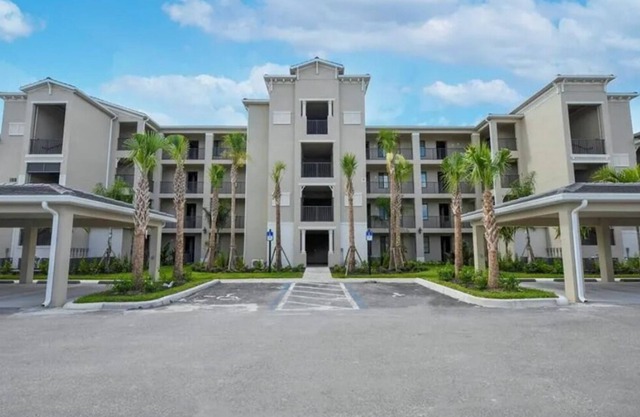 3 Bedroom 628725 by Houzlet