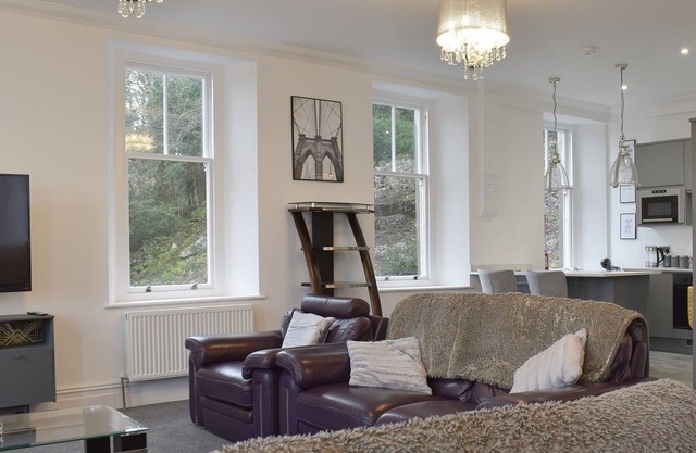 3 bedroom accommodation in Grange-over-Sands