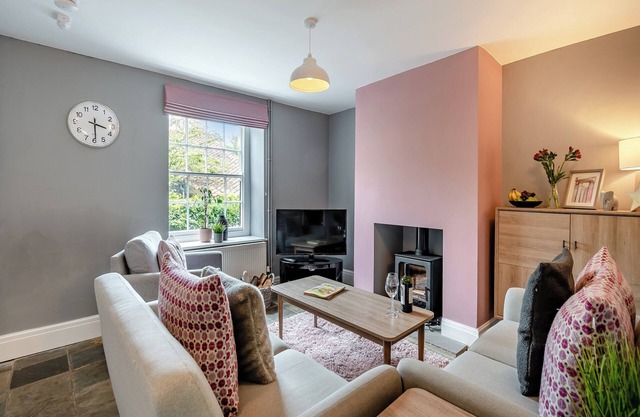3 bedroom accommodation in Thornton-Le-Dale