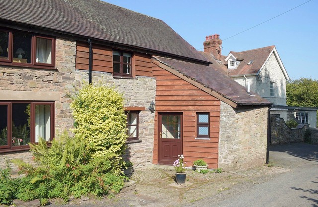 3 bedroom accommodation in Clifford, near Hay on Wye