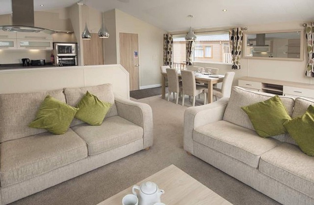 3 bedroom accommodation in Burnham-on-Sea